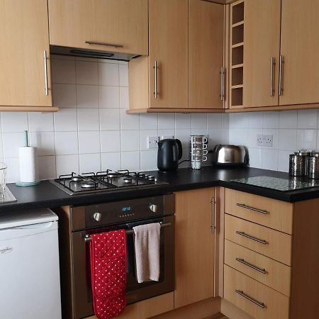 Coastal Escape Deal - 2 Bedroom House -Short Lets & Serviced Accommodation 외부 사진