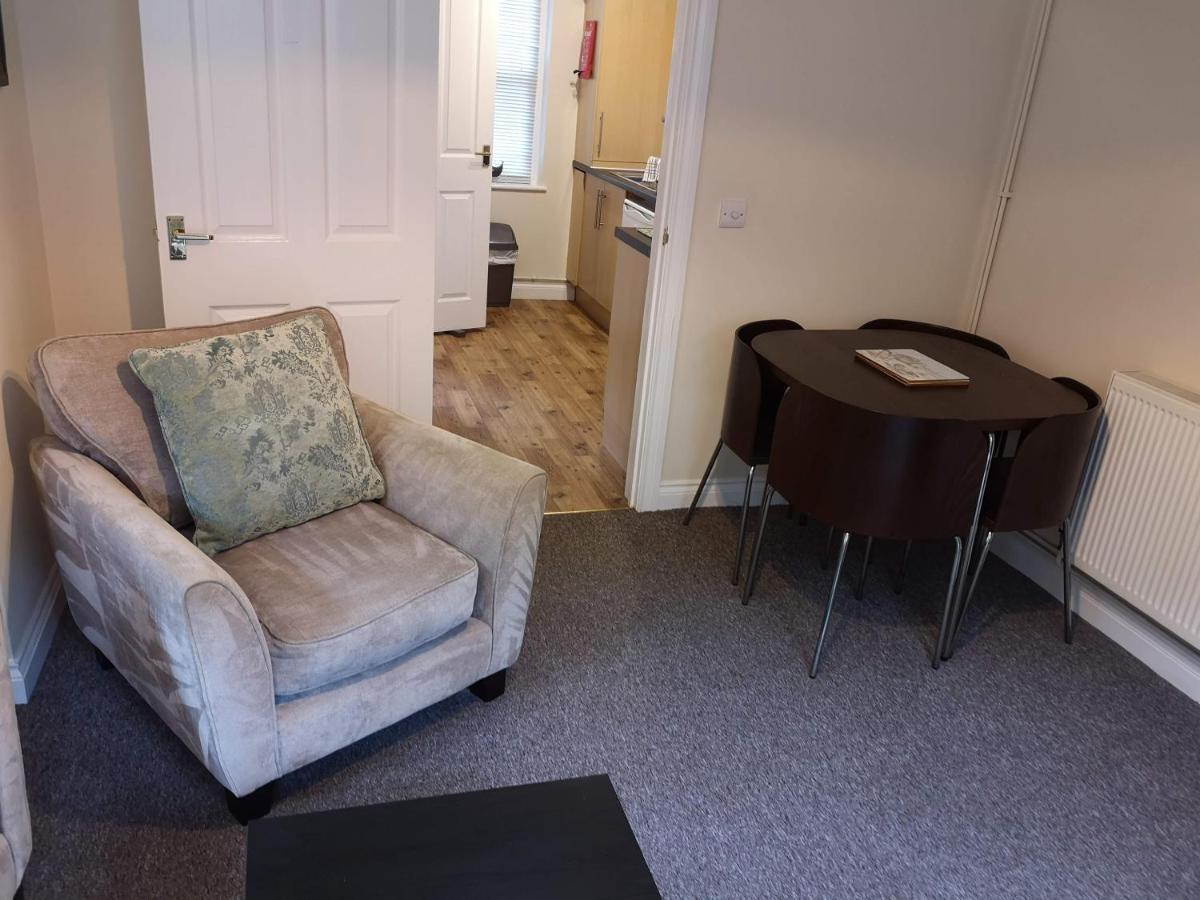 Coastal Escape Deal - 2 Bedroom House -Short Lets & Serviced Accommodation 외부 사진